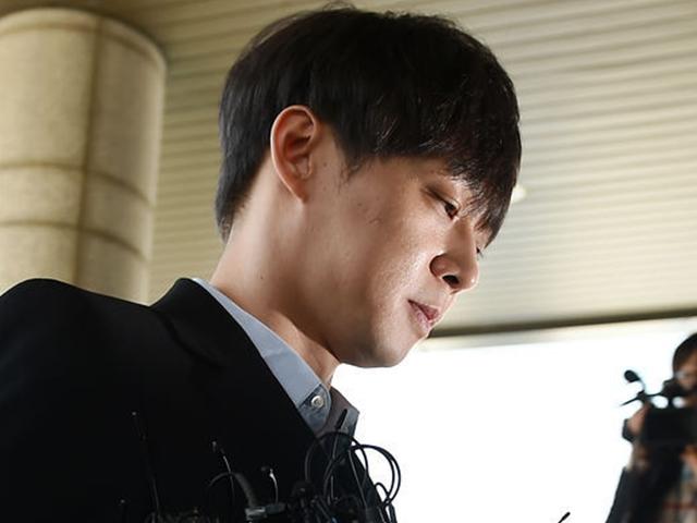 <strong>박유천</strong>, '뉴스데스크' 반박 "허위"..마약정황 CCTV→바늘자국 의혹 벗을까