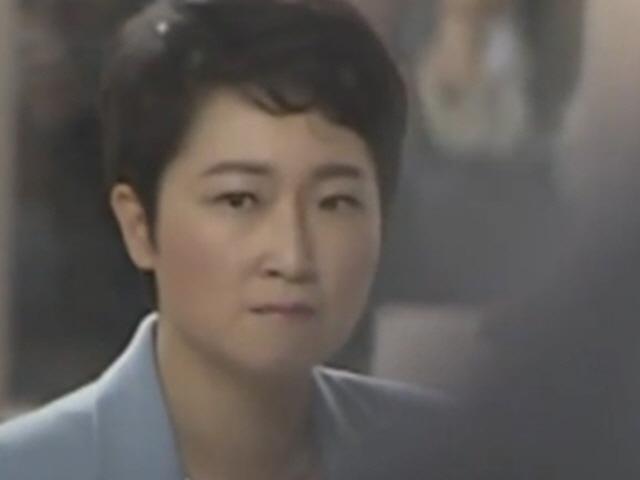 문전박대에 뿔난 이언주 “나 <strong>국회의원</strong>이야!”