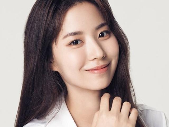 ‘<strong>최현석</strong> 셰프 딸’ 모델 최연수 프로필 사진 공개…“청초한 매력”
