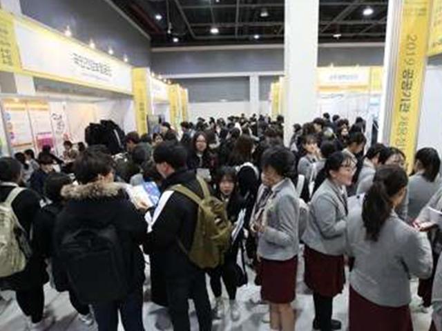 인사팀이 꼽은 불필요 스펙 1위는 '한자·국사'
