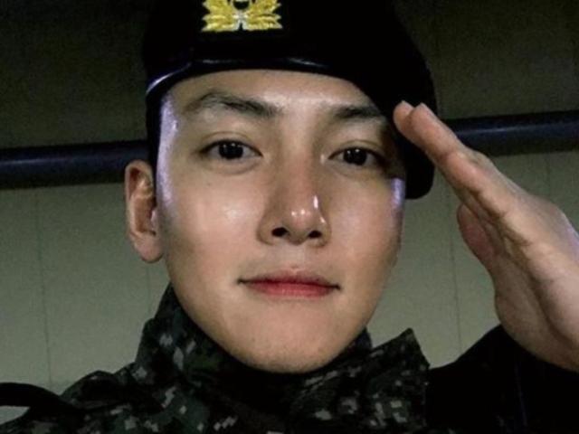 '현역 만기 <strong>제대</strong>' 지창욱 "실감 안나…좋은 작품으로 인사"