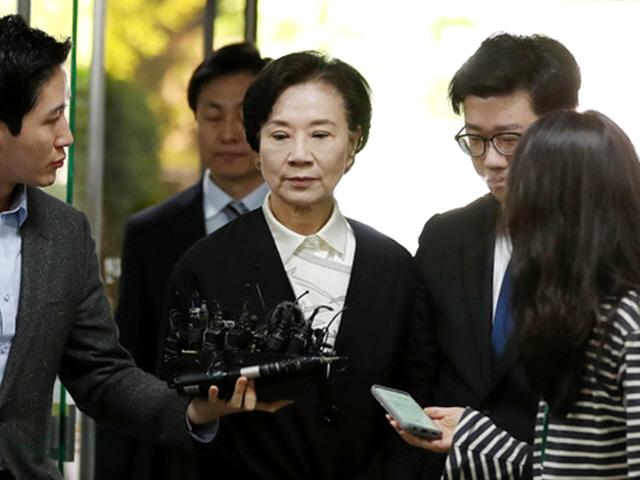 <strong>이명희</strong> "가사도우미, 비서실에 부탁했을 뿐" 혐의부인