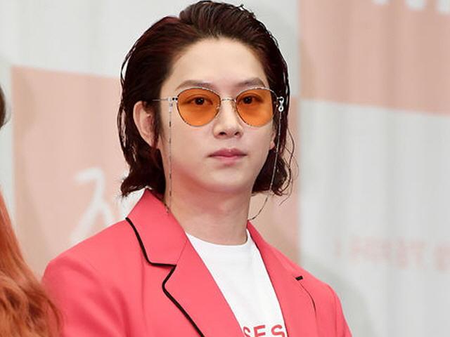 김희철, 임보犬 근황에 분노 "현재 <strong>하반신</strong> <strong>마비</strong>, 데려갔으면 책임을 지든가"