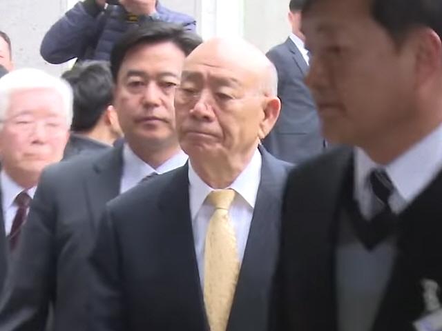 <strong>전두환</strong>과 잔당들… 그들은 잘 산다