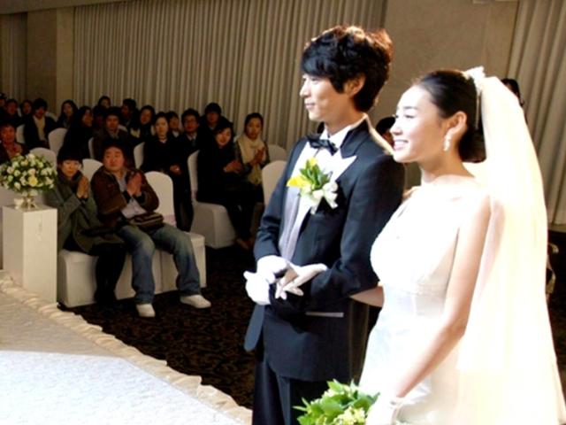 ‘가문’ 과시하던 청첩장, 신랑·신부가 주인공으로