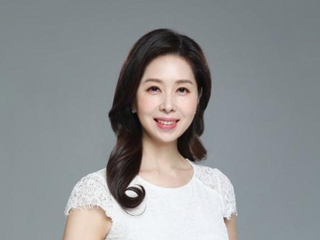 49세에 미인대회 나가 인기상, 어떻게 가능했나