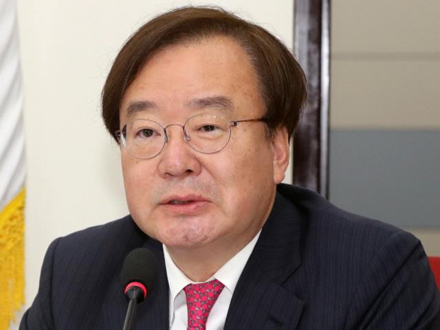 외교부 "한미정상 통화유출 외교관·<strong>강효상</strong> 의원, 형사고발"(종합)