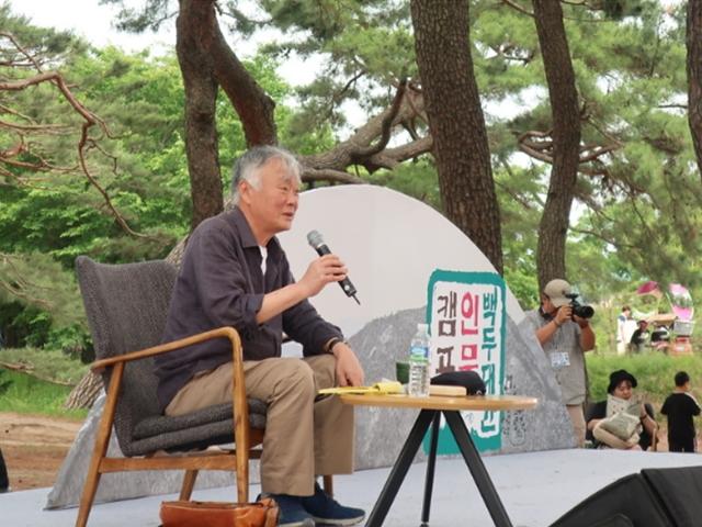 김훈 “악다구니로 날 지새…남의 고통 <strong>공감</strong> 능력 사라졌다”