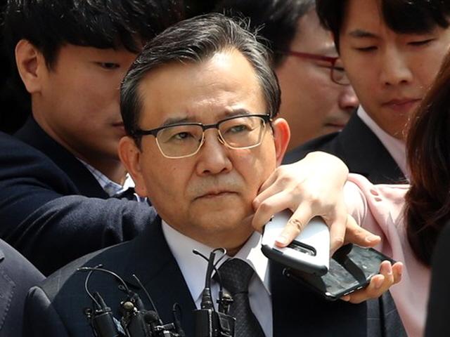 3번째 수사 만에 재판 넘겨진 김학의…<strong>성범죄</strong> 혐의는 빠져