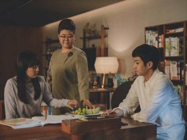 "자녀와 보지 <strong>마라</strong>"… 영화 '기생충' 보고 불편한 이유 3