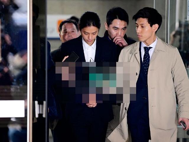 "쉽게쉽게 가자"…정준영 여친 불법촬영건 경찰이 덮었다