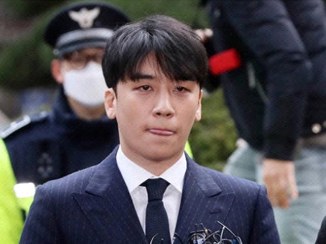 <strong>경찰</strong>, 버닝썬 수사 5개월 만에 마무리…<strong>승리</strong> 총 7개 혐의