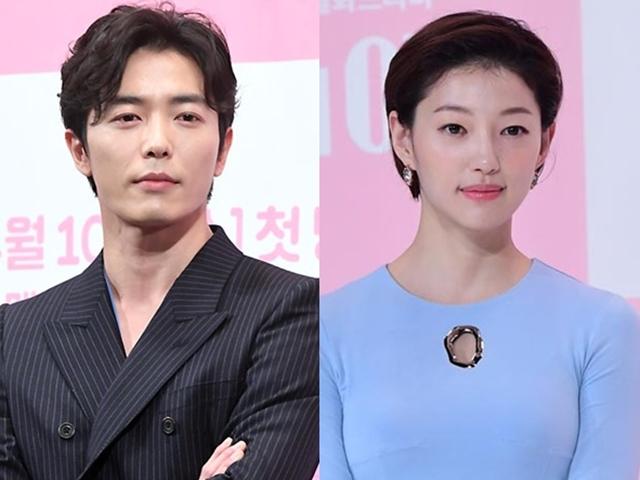 <strong>김재욱</strong> 측 "이엘과 열애설 사실무근…사진 속 손 <strong>김재욱</strong> 아냐"
