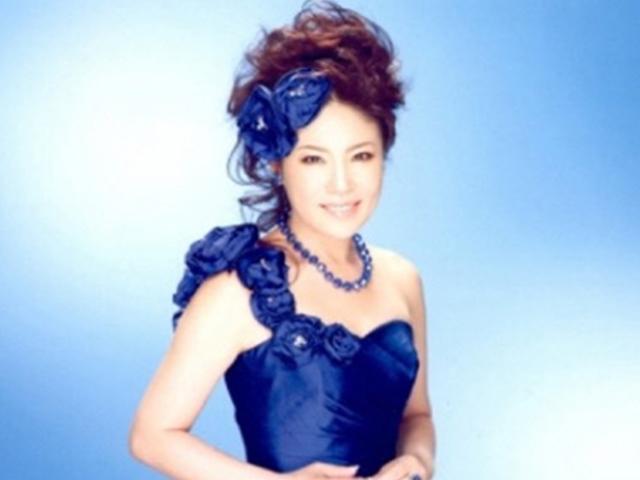 김연자 ‘아모르 <strong>파티</strong>’