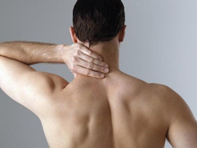 늘 쑤시고 아프다면? 통증 유발점을 마사지하라
