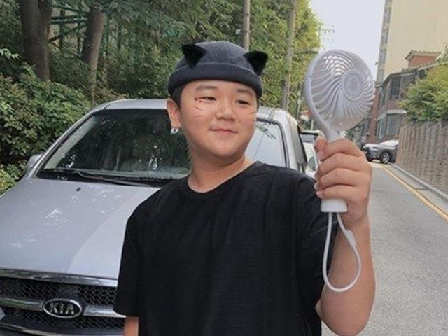 <strong>윤후</strong>, 폭풍성장 근황 공개… "얼굴은 그대로 몸만 컸네"