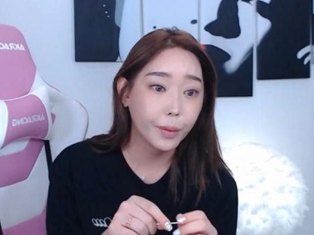 BJ 꽃자 "과거 성매매했다"…'폭로' <strong>정배우</strong> 고소 예정