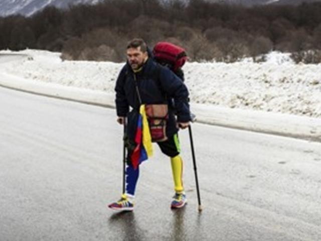 한쪽 다리로 <strong>남미</strong> 땅끝까지…1만4500㎞ 걸은 父情