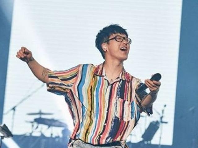 <strong>하현우</strong>, 욕설 의상 사과 "바지에 써 있던 글씨를 인지 못해…반성할 것"