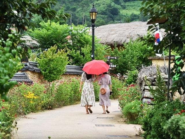 소백산 자락에 옹기종기… 소담 소담 낮은 돌담길