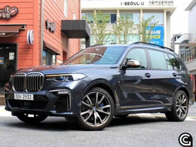 BMW가 아니라 <strong>롤스로이스</strong>..한없이 부드러운 X7 M50d