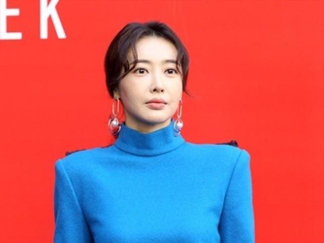 "평생 함께하기로" 왕지혜, 9월의 신부‥29일 연하 비연예인과 <strong>스몰웨딩</strong>
