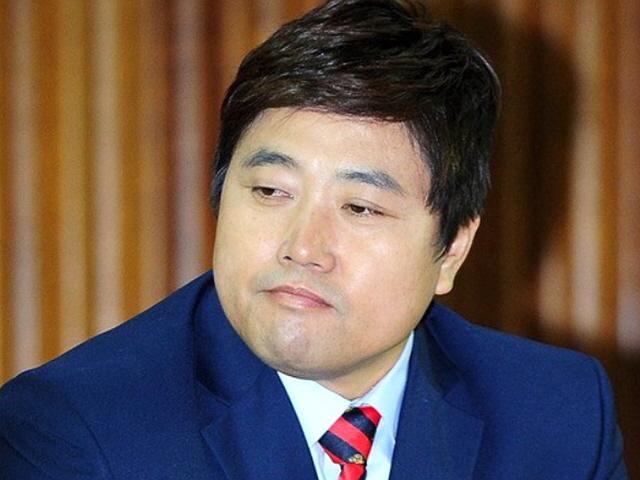 <strong>양준혁</strong> “내 발자취 모욕” 性 폭로글 ‘정면대응’ 예고