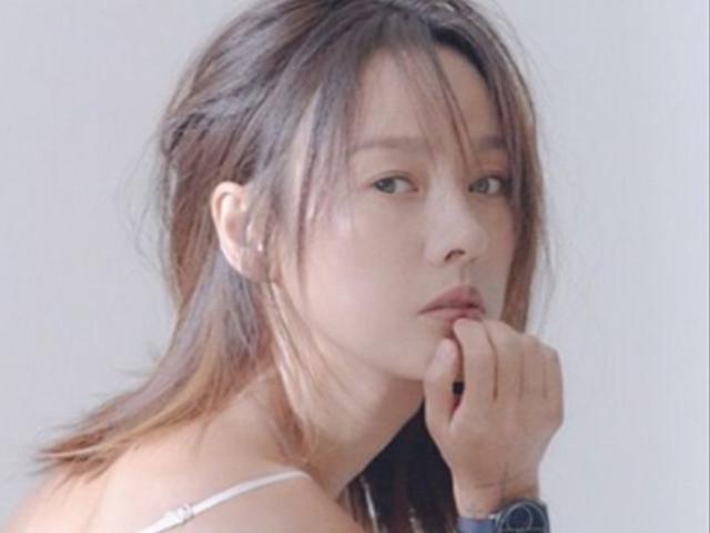 세상에서 신문 1면에 제일 많이 나온 <strong>연예인이</strong> 바로 접니다