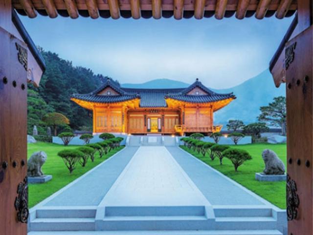 <strong>조선왕실</strong>의 '시들지 않는 꽃'… 이곳에 오면 볼 수 있습니다