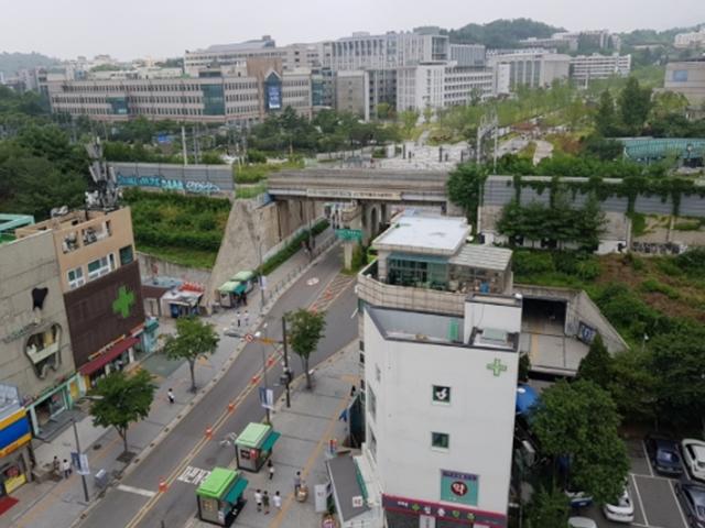 응답하라, 90년대 청춘들이여 - 서울 신촌(新村) 거리