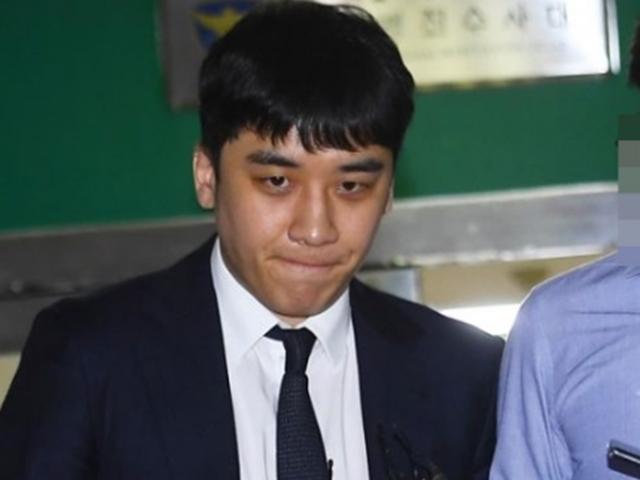 '상습도박 혐의' 승리, 경찰 소환 2차…8시간 40분 조사 後 귀가
