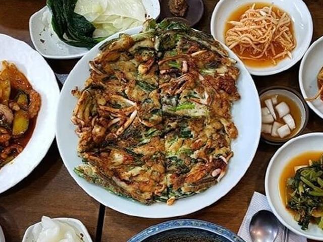 한옥의 운치에 맛까지 잡은 성북동 맛집