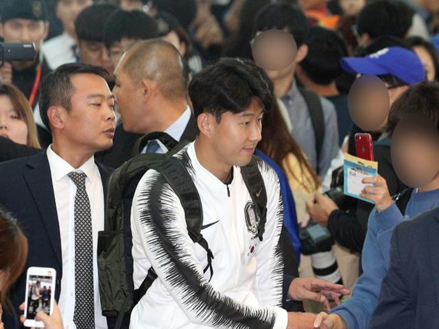 손흥민 평양 질주, '문자'로 확인해야하나…갑갑한 남북전