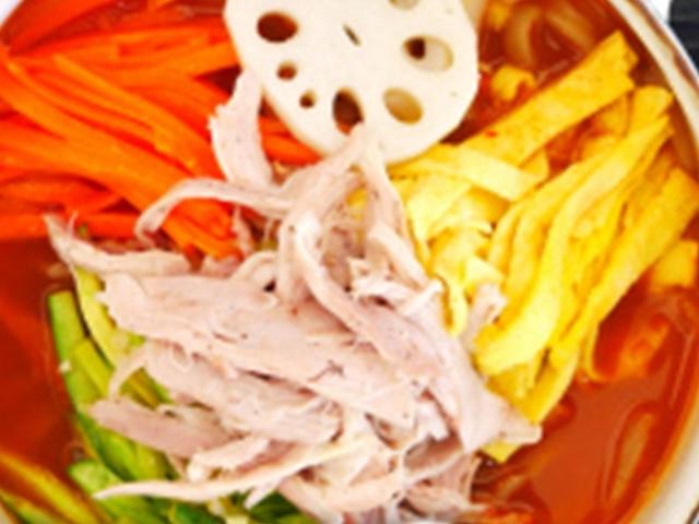 '든든헙띠요' 남도음식문화큰잔치 무안 송옥 닭칼국수 [포토]