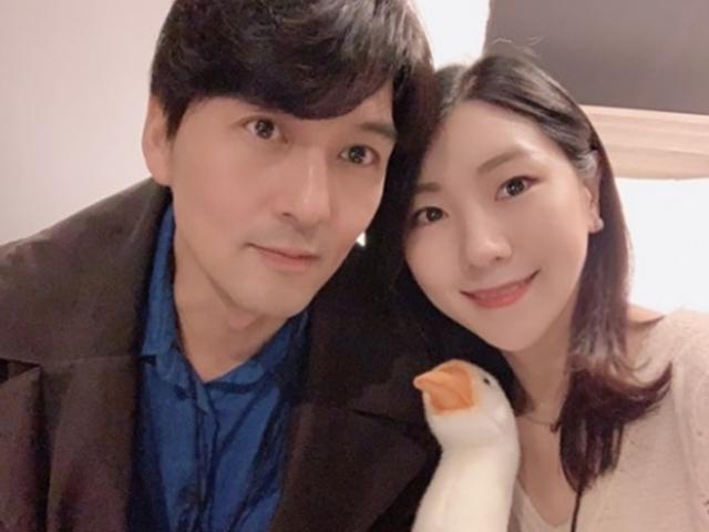 <strong>이필모</strong>♥<strong>서수연</strong>, 출산 후 달달 데이트 "아직 붓기 빵빵해요"