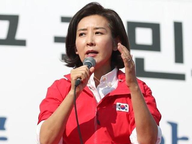 신동근 "나경원 딸, 3년간 자격없이 SOK 당연직이사 권한 행사"
