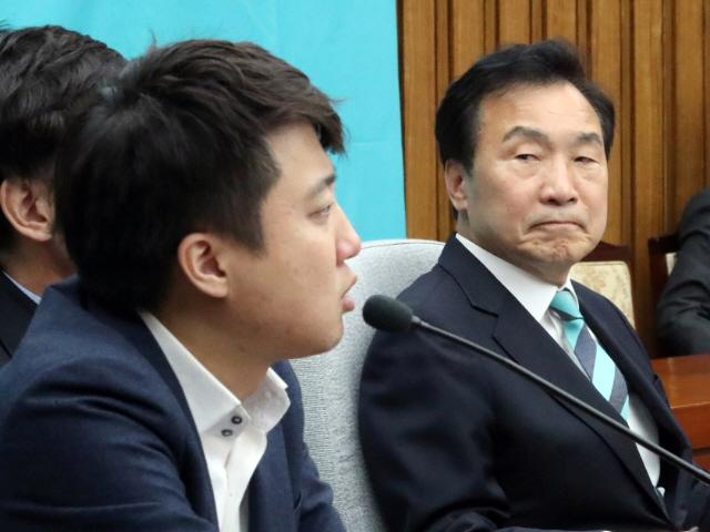 <strong>이준석</strong> "손학규, 당비 1750만원 대납"…손학규 "내 돈 냈다"
