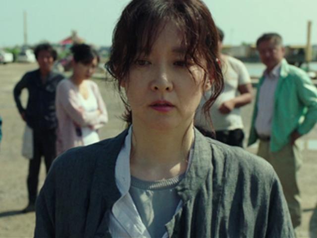 '나를 찾아줘' 이영애 표 강렬 캐릭터..<strong>예고편</strong> 첫 공개