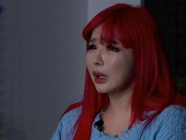 '<strong>퀸덤</strong>' 박봄, 공민지 깜짝 영상편지에 오열 "힘 됐다" [텔리뷰]
