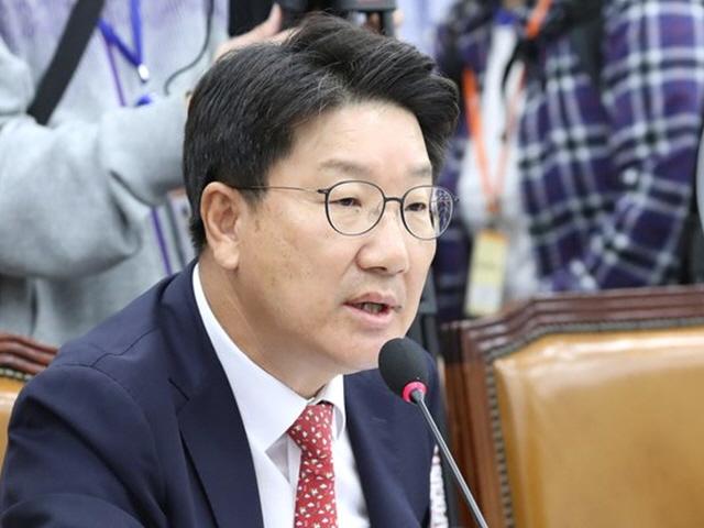 권성동, 황교안에 “원유철로는 보수통합 안 돼…<strong>김무성</strong> 나서야”