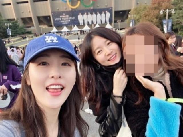 이영애 "<strong>BTS</strong> <strong>콘서트</strong> 인증샷, 이렇게 화제 될지 몰랐다"