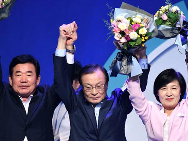 총선 앞두고 개각…총리 <strong>김진표</strong>·법무 추미애 낙점?