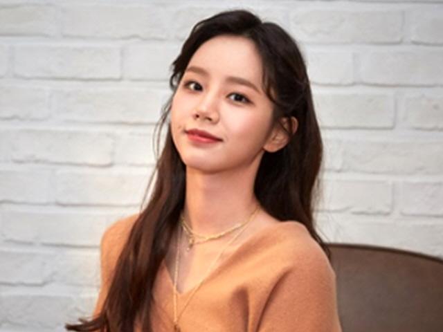 <strong>이혜리</strong> "민낯 공개 후회하지 않아...자존감 높아졌다"