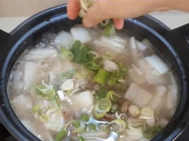 깊고 진한 맛 <strong>소고기</strong> 무국