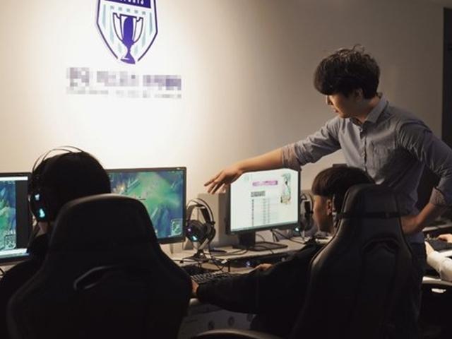 LOL 게임학원…상위 20%만 받고, 실력 안 늘면 <strong>집</strong>으로