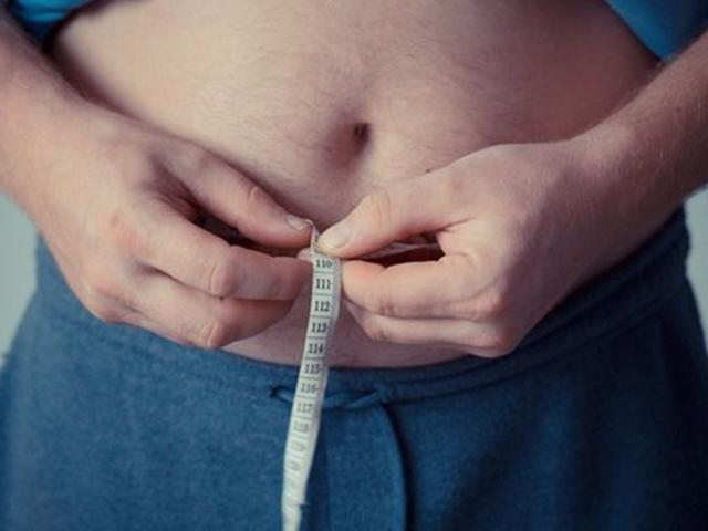 뱃살이 고민이세요? 꼭 알아야 할 '갱년기 남자 회춘법'
