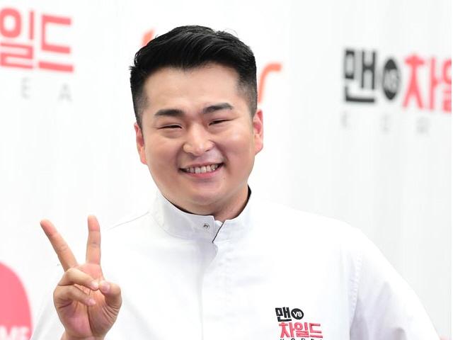 이원일 열애, 방송에서 포착된 ‘여자친구 흔적’ 눈길