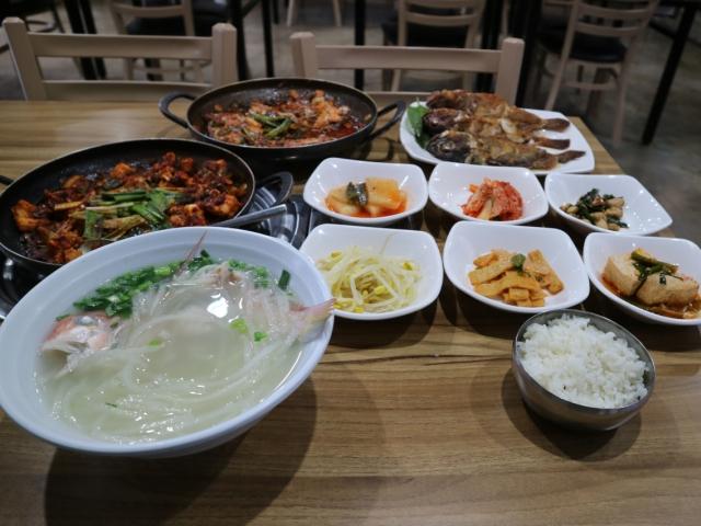 “이 맛이 바로 제주 생선조림이죠”…제주 ‘덕승 <strong>식당</strong>’