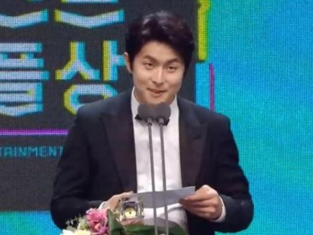 기안84, 전현무·한혜진 이별 언급 "사내 연애 하지 마" [<strong>MBC 연예대상</strong>]