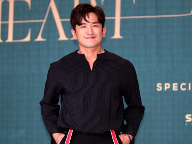 강제추행 혐의 받은 신화 <strong>이민우</strong>, ‘무혐의 처분’ 받아